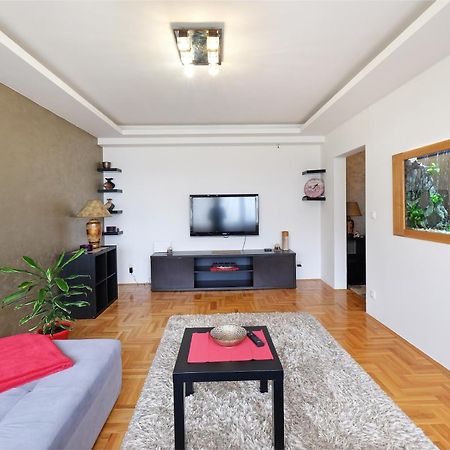 Big Blue Apartment - بلغراد المظهر الخارجي الصورة